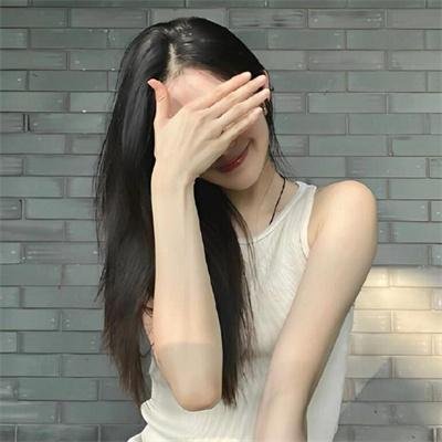 诺娜和埃斯特